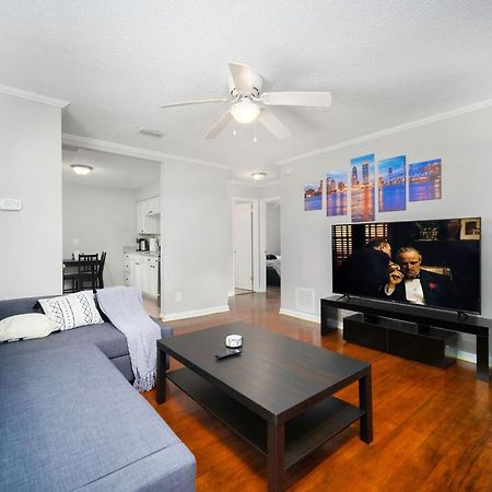 King Bedroom 2Bed1Bath Sleeps 4 Close To Town Center Downtown Beach Mayo Clinic Jacksonville Exterior photo